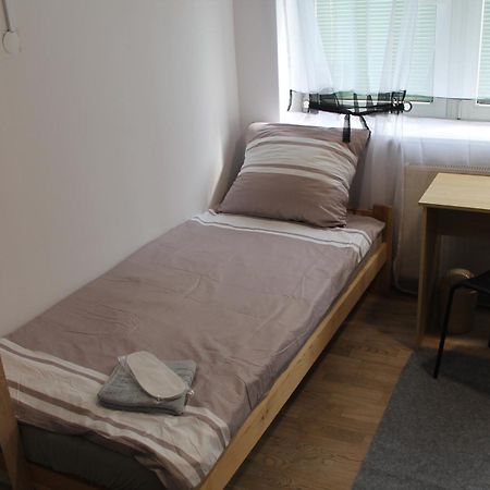 Saska Ochota Forest Guest House Warszawa Eksteriør bilde