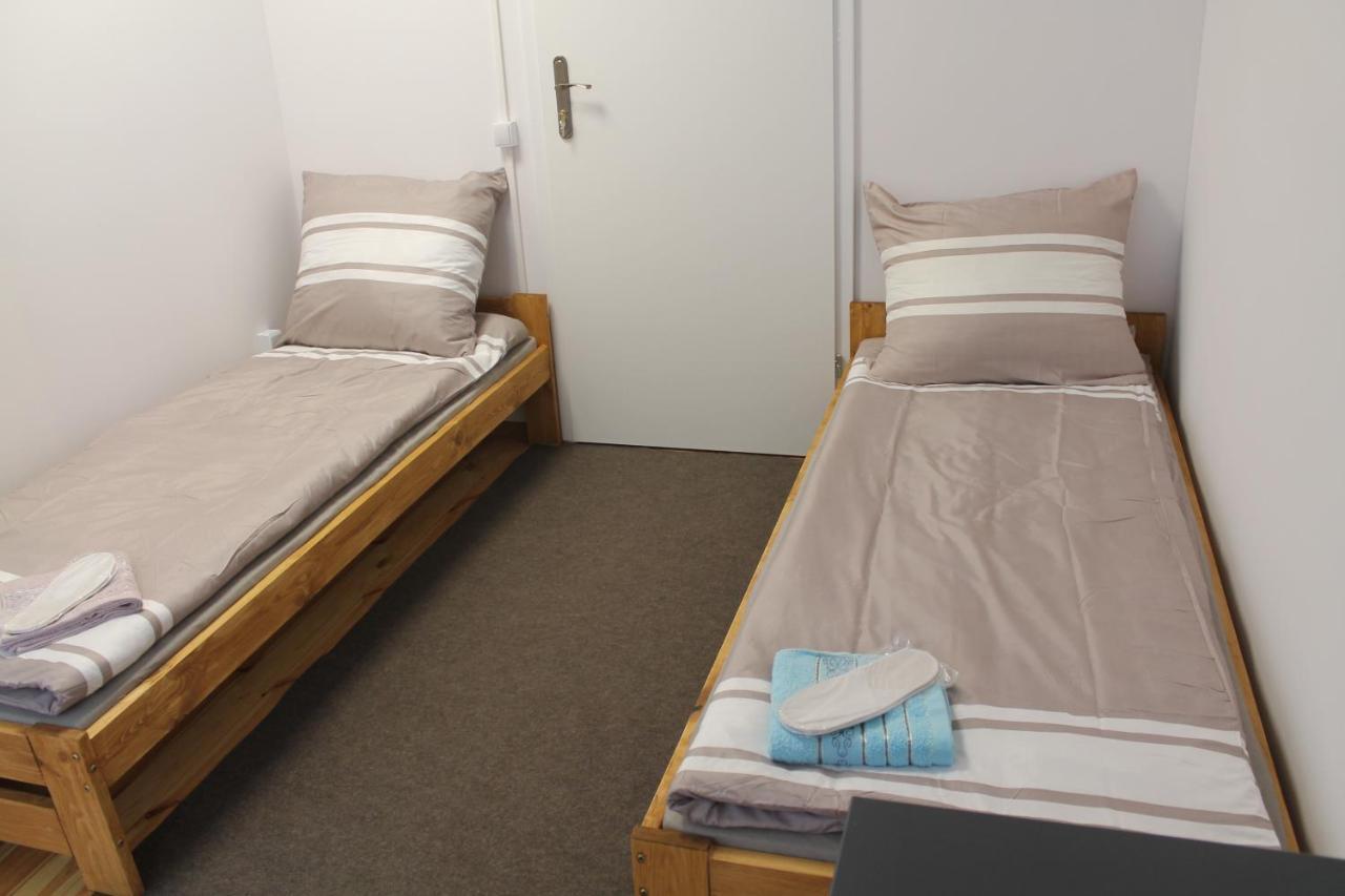 Saska Ochota Forest Guest House Warszawa Eksteriør bilde