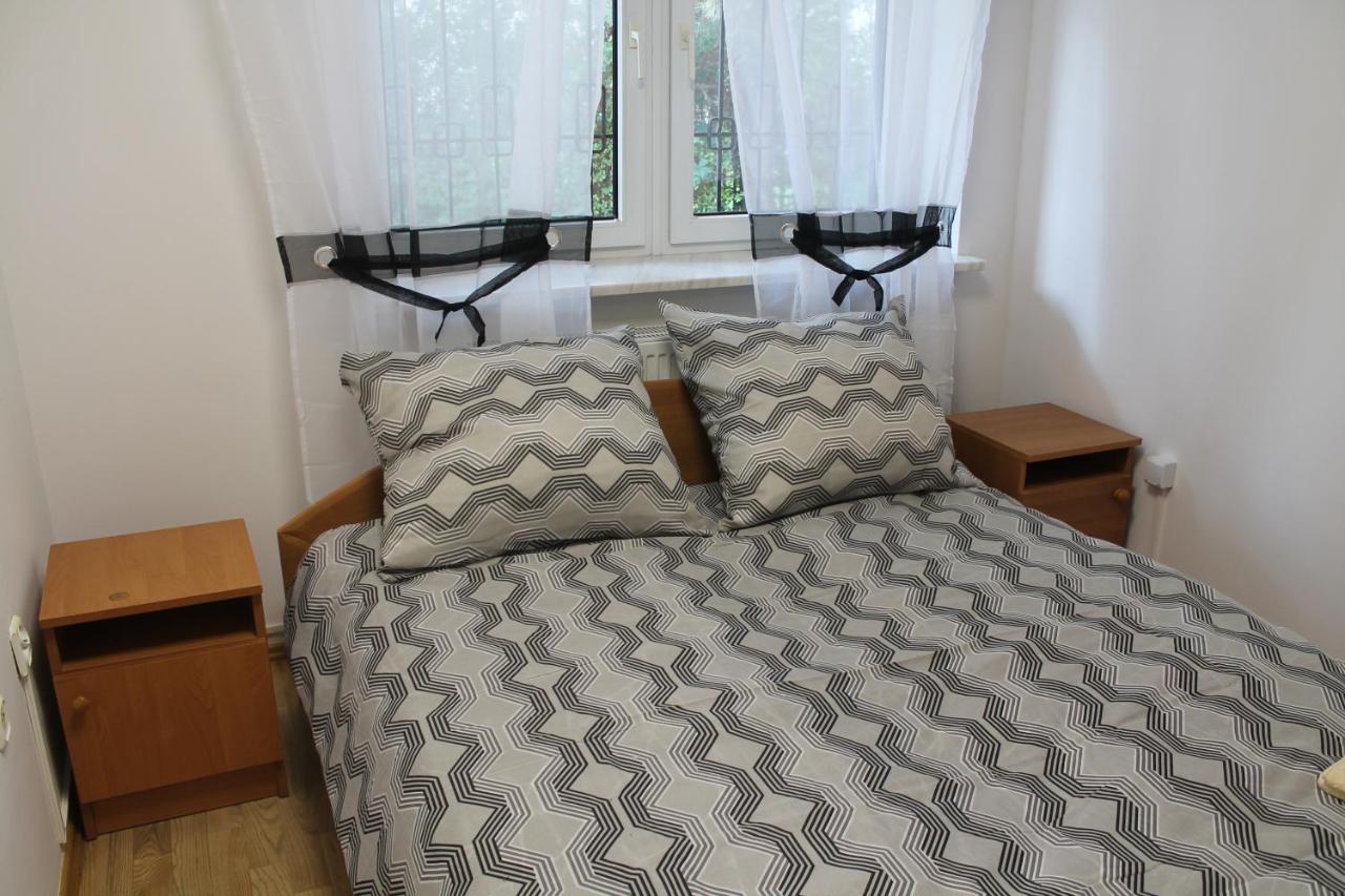Saska Ochota Forest Guest House Warszawa Eksteriør bilde
